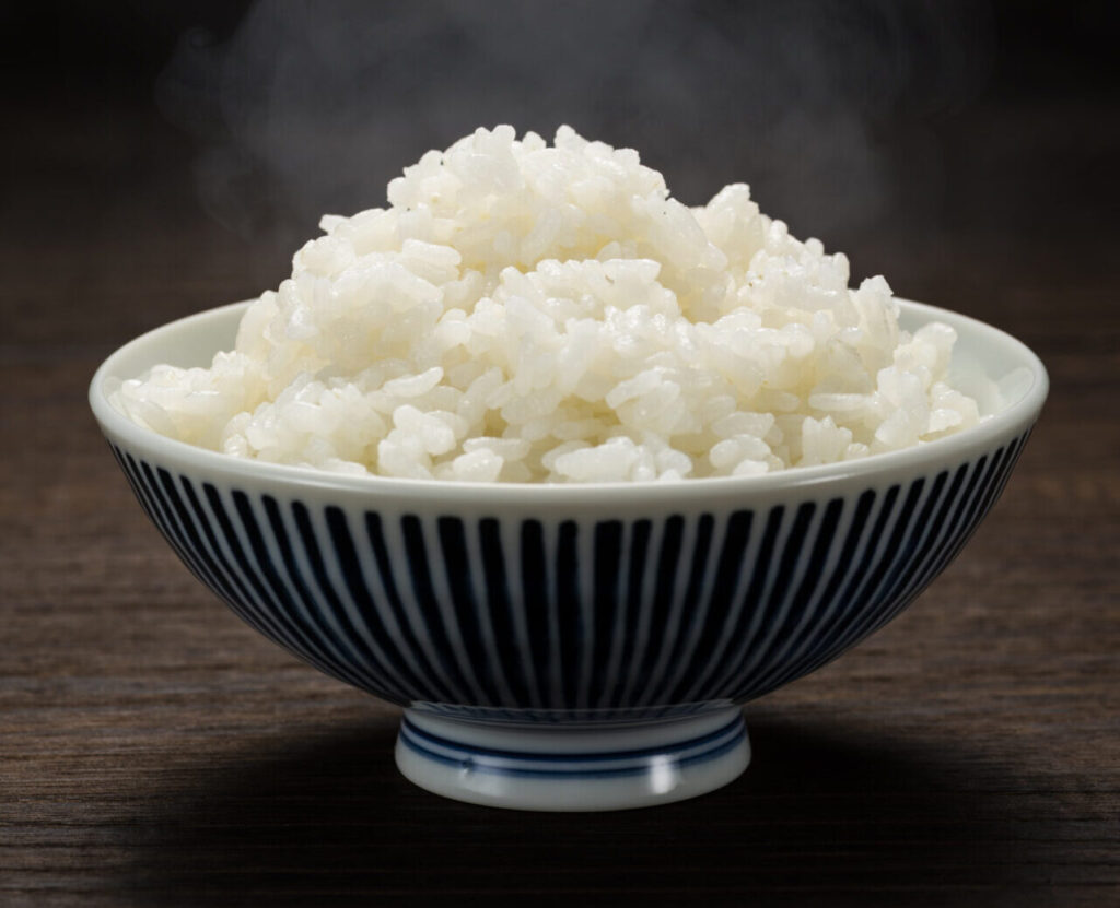Freshly cooked hot rice, in bowl